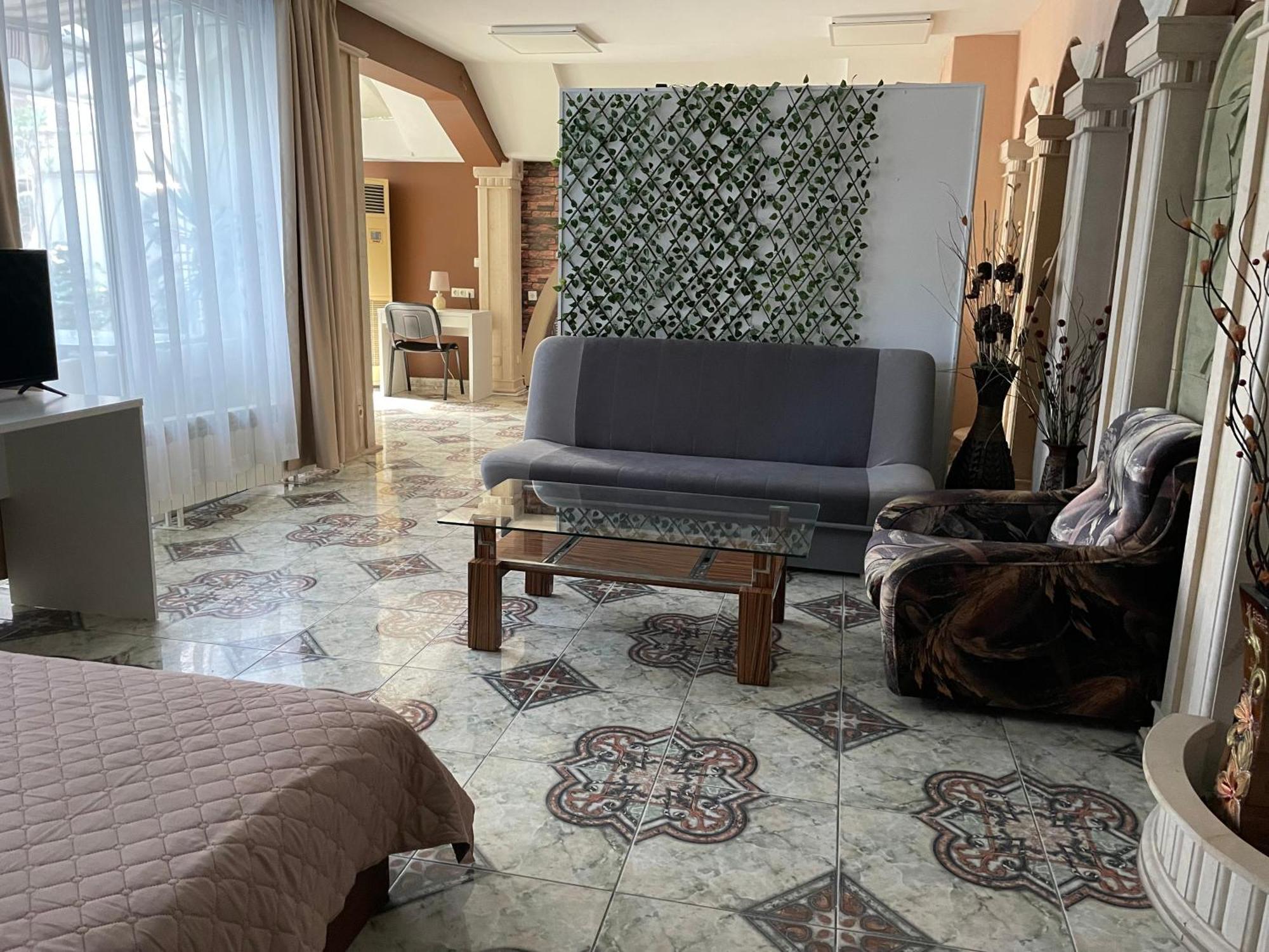 Family Hotel Central Burgas Bagian luar foto