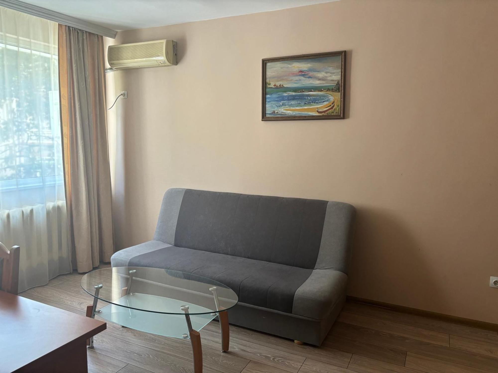 Family Hotel Central Burgas Bagian luar foto